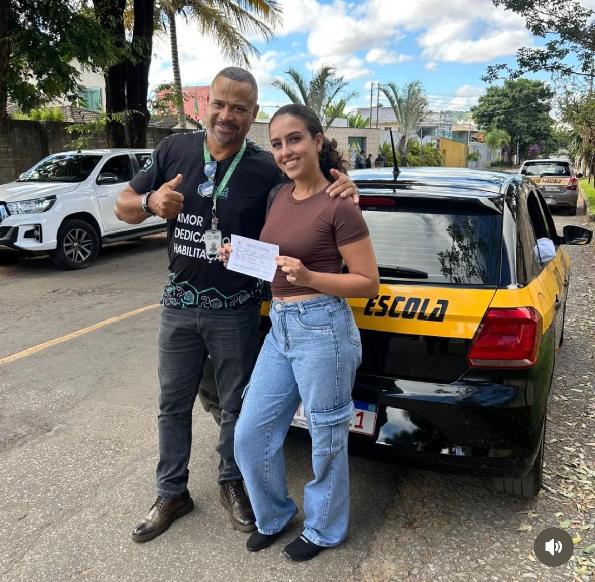 Eduardo Fernandes com aluna